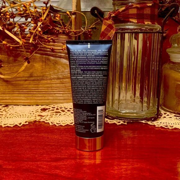 Monat volumizing revitalize conditioner - Picture 5 of 6